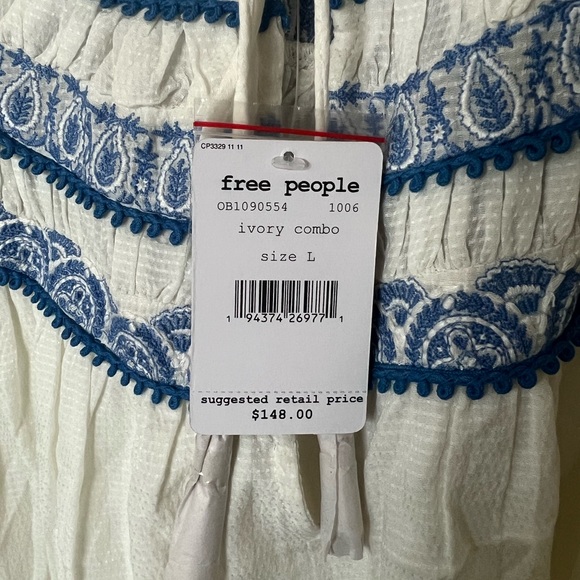 Free People dress, white with blue trim blue buttons Size large new - Picture 5 of 8